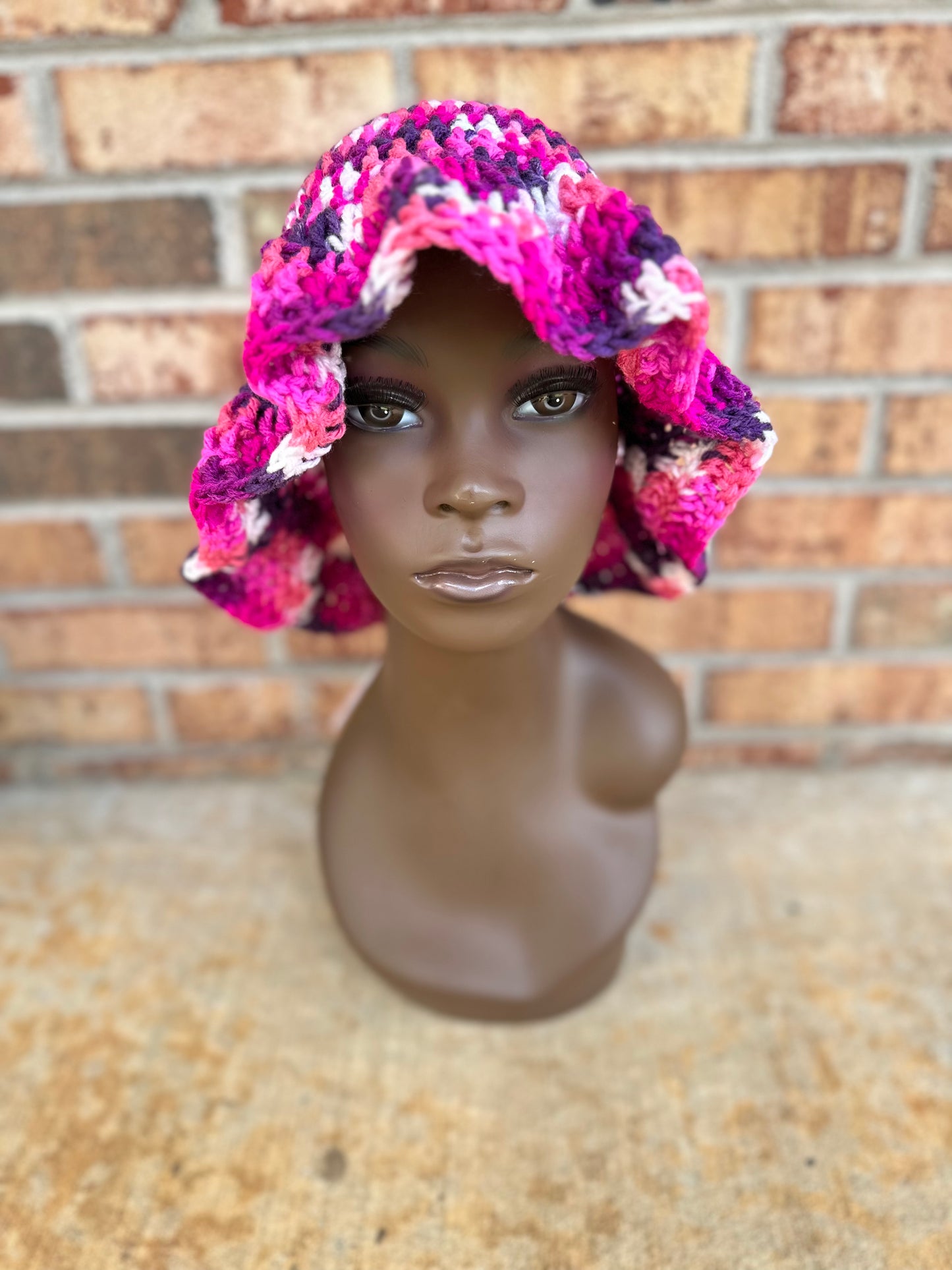 Bright Wavy Brim Hat