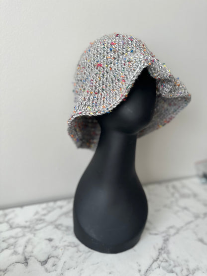 Speckled bucket hat
