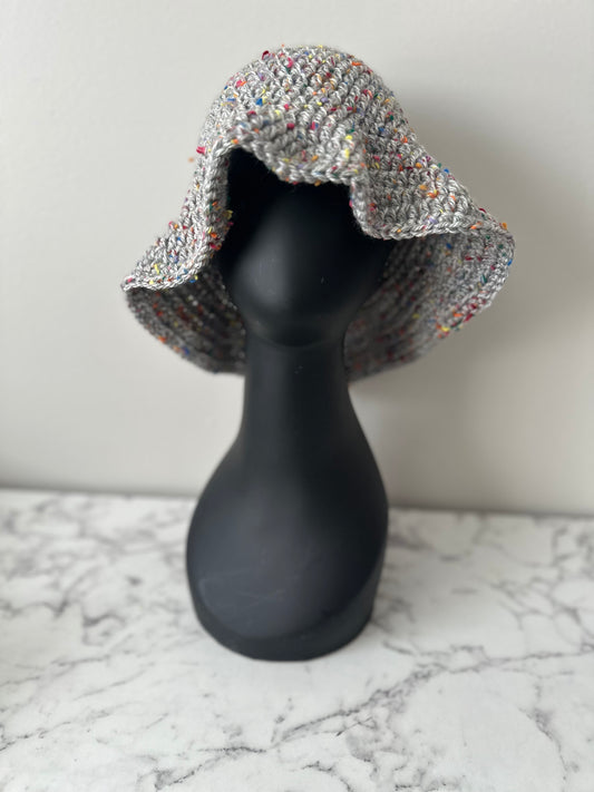 Speckled bucket hat